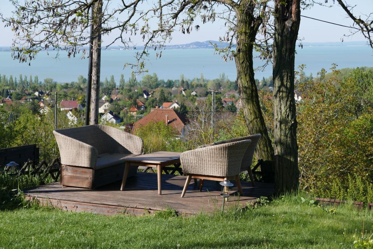 Hillside Apartments Revfulop Luaran gambar